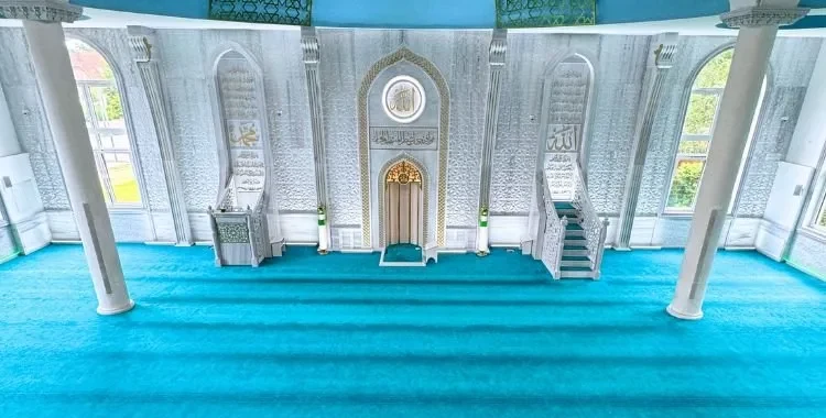Almanya DITIB Hamm Ulu Camii cami halısı uygulaması
